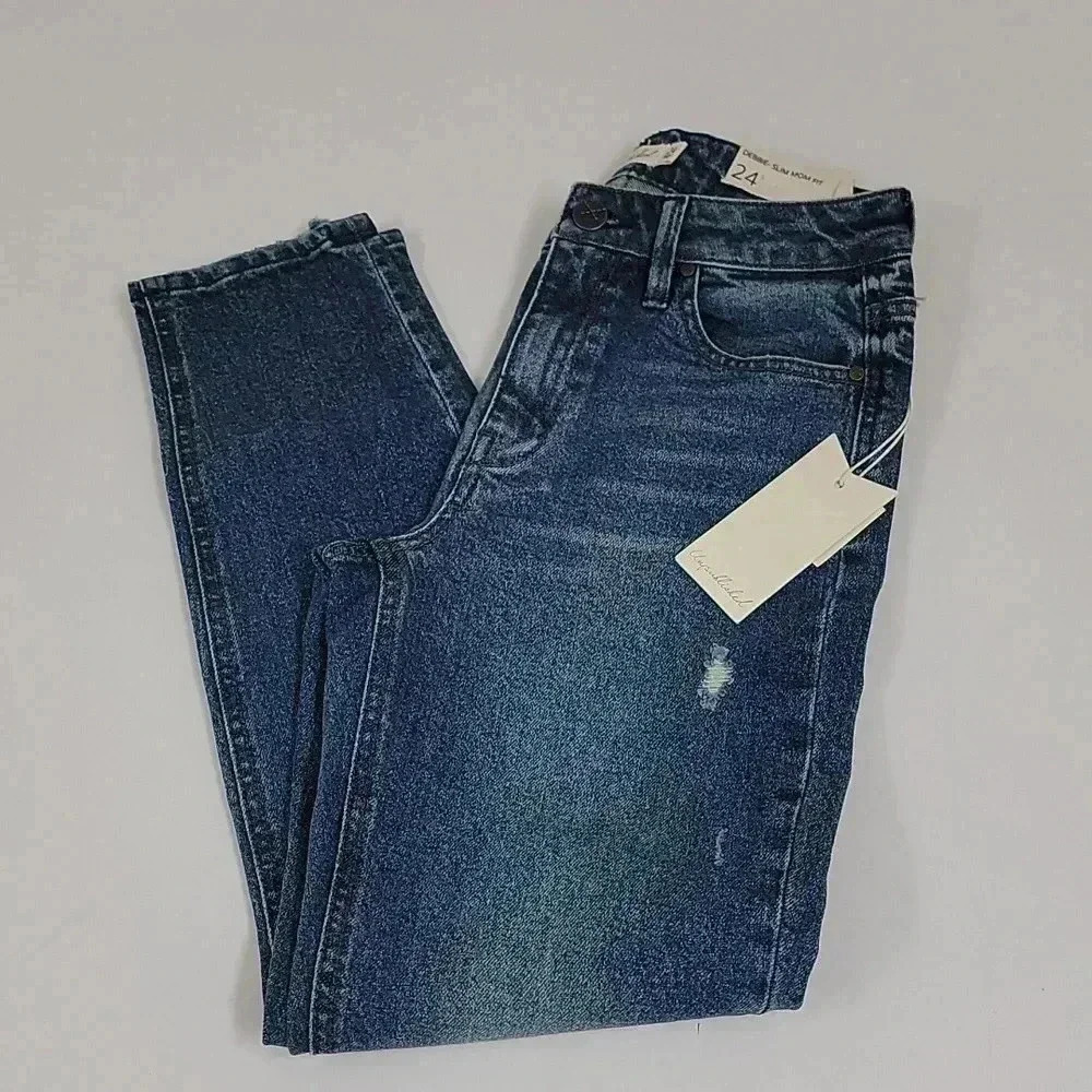 Unpublished DEBBIE SLIM MOM FIT  STEP MOM
